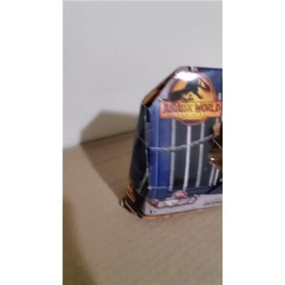 Jurassic World: Dominion Uncaged Rowdy Roars Dilophosaurus Dinosaur Figure Rare - Picture 3 of 7